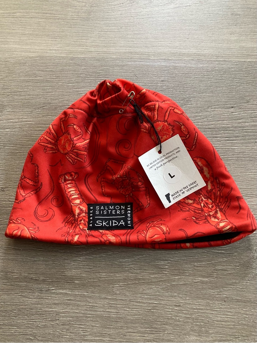 Salmon Sisters x Skida Red Crab Lobster Print Alpine Fleece-lined Beanie - Picture 2 of 5